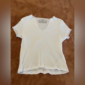 BOG crop top white v-neck, brand new, never worn
